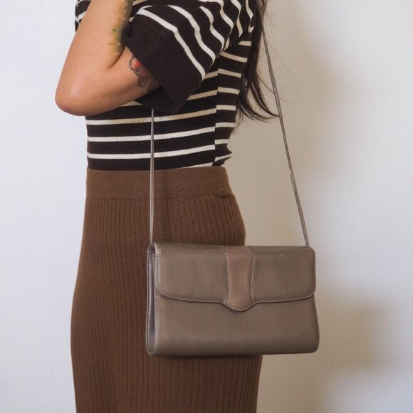 Vintage Leather Shoulder Clutch Purse - Picture 1 of 3